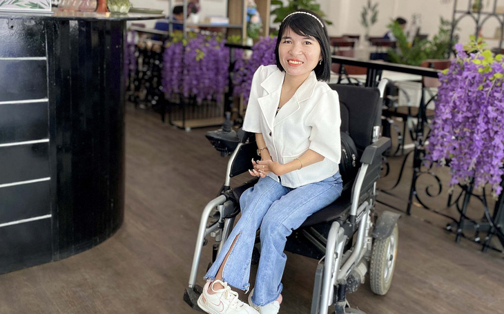 Người khuyết tật truyền nghị lực trên mạng xã hội - Kỳ 4: Công nghệ đổi thay đời tôi