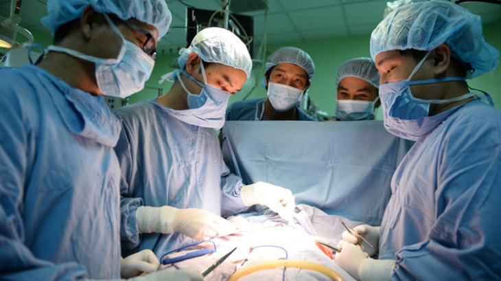 Một ca phẫu thuật trong bệnh viện - Ảnh (tư liệu): Thuận Thắng