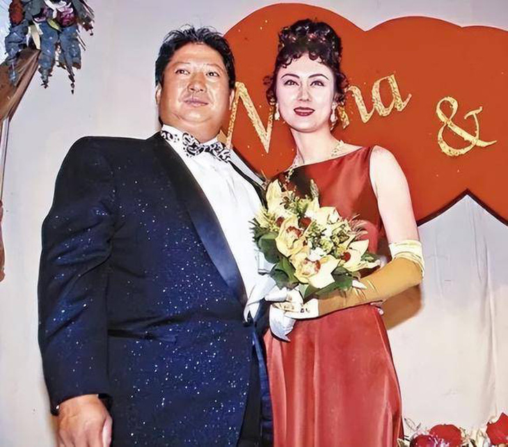 Hồng Kim Bảo và chuyện tình thú vị hơn cả lịch sử điện ảnh: Ly hôn vợ, theo đuổi học viên - Ảnh 8.