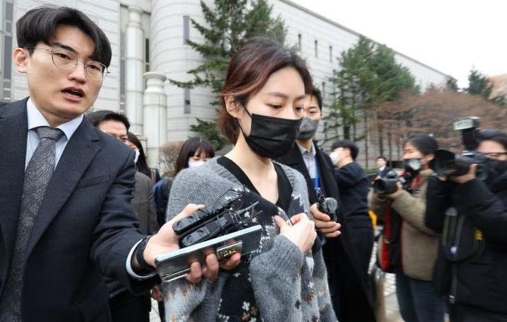 ‘Em gái quốc dân’ Kim Sae Ron vướng vòng lao lý vì say xỉn - Ảnh 2.