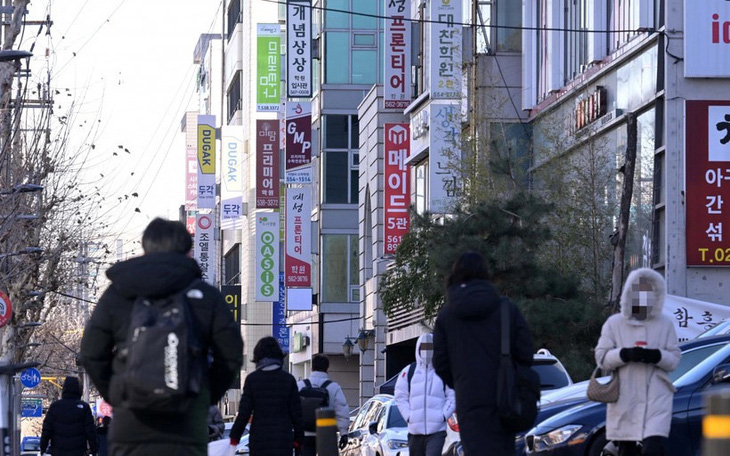 Phụ huynh Hàn Quốc không ngại chi tiền tỉ cho con học thêm mong đỗ đại học