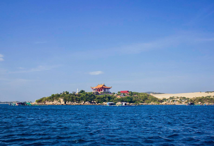 Cung đường ven biển Bắc Khánh Hòa nối những điểm du lịch hoang sơ tuyệt đẹp - Ảnh 7.