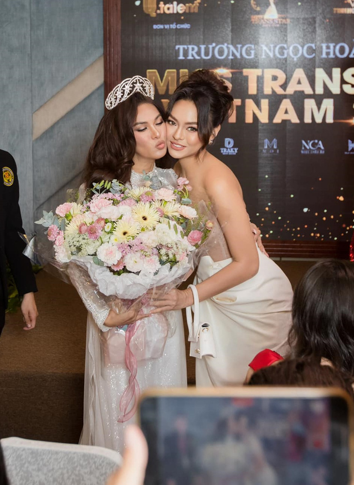 Mai Ngô nhắc bí kíp 'giật' vương miện cho học trò Kim Kim tại Hoa hậu chuyển giới quốc tế - Ảnh 4.