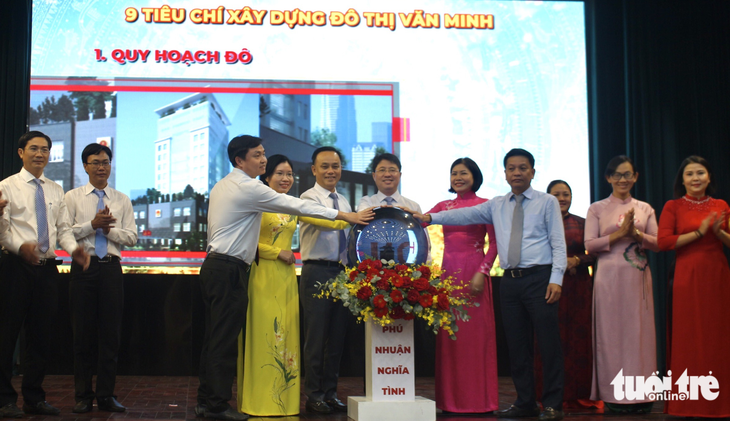 Quận Phú Nhuận có 12/13 phường đạt danh hiệu phường văn minh đô thị - Ảnh 1.