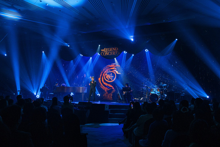 Không gian đêm nhạc sâu lắng và sang trọng của “The Legend Concert 01 - Trịnh Công Sơn” diễn ra vào tối ngày 9-4, tại The Global City - dự án phát triển bởi Masterise Homes.
