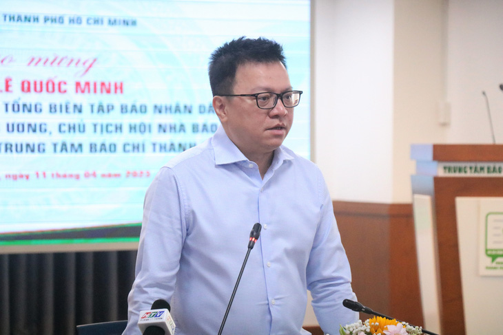 Ông Lê Quốc Minh: Báo chí chạy đua với mạng xã hội, nhiều bài viết sao chép nội dung - Ảnh 2.