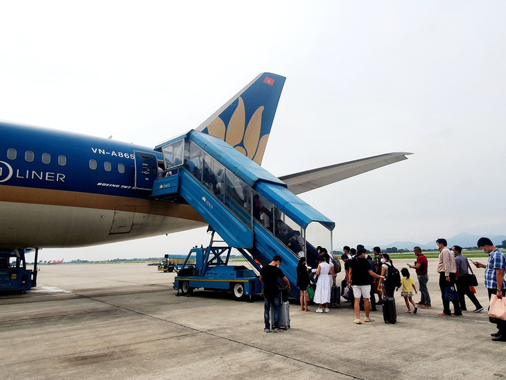 Vietnam Airlines phát thông tin cảnh báo lừa đảo, bán vé giả - Ảnh 1.