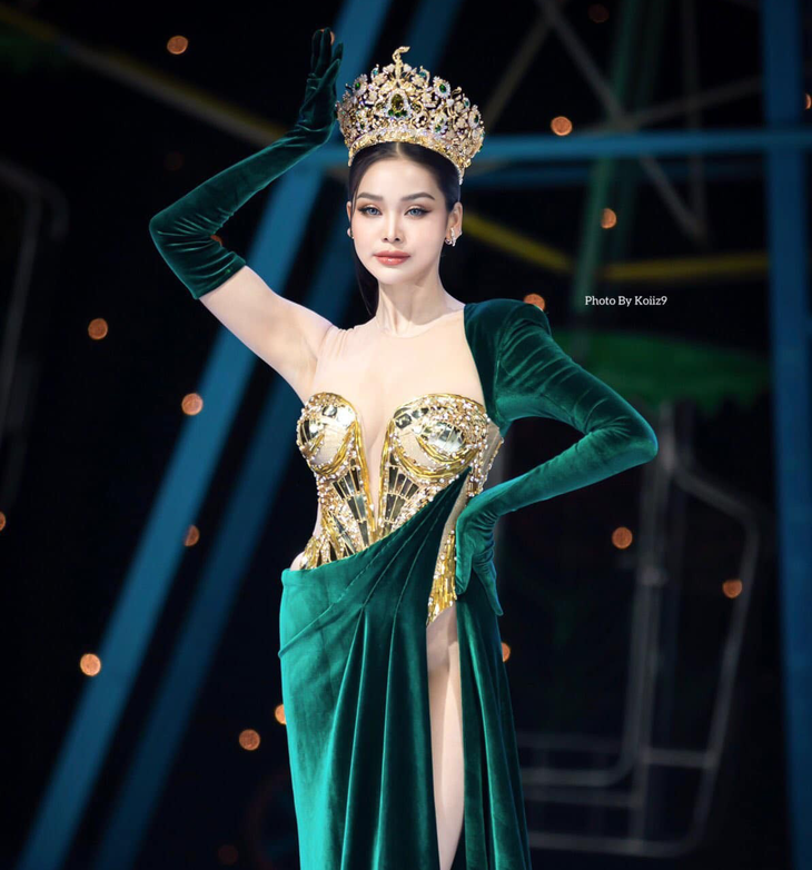 Ngán ngẩm Miss Grand Thailand 2023 vì những chiêu trò phản cảm - Ảnh 2.