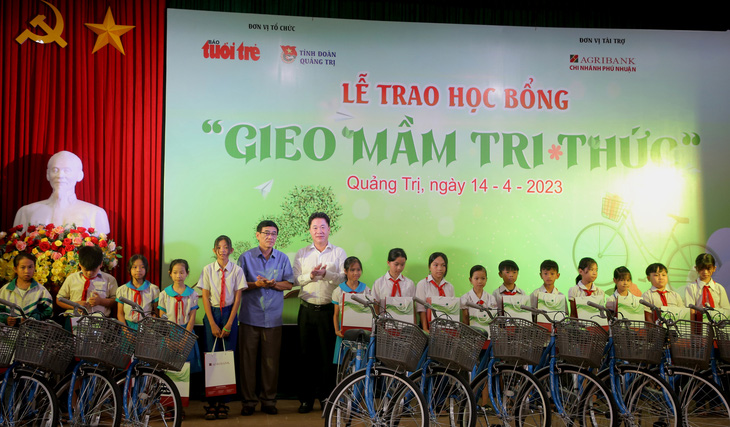 Gieo mầm tri thức từ những chiếc xe đạp