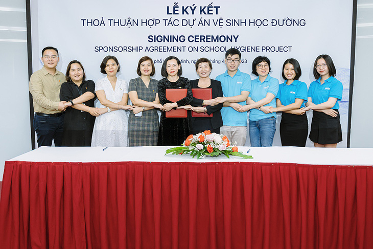 FPT Long Châu đồng hành cùng Quỹ Hy vọng triển khai dự án ‘Vệ sinh học đường’ - Ảnh 2.