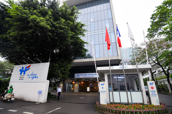 Bệnh viện Việt Pháp Hà Nội là &quot;tâm bão&quot; trong dịch SARS 2003 nhưng đã kiên cường vượt qua - Ảnh: NAM TRẦN