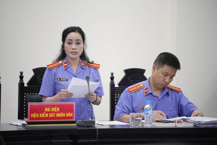 Ông Nguyễn Quang Tuấn bị đề nghị 4-5 năm tù, thấp hơn mức truy tố - Ảnh 3.