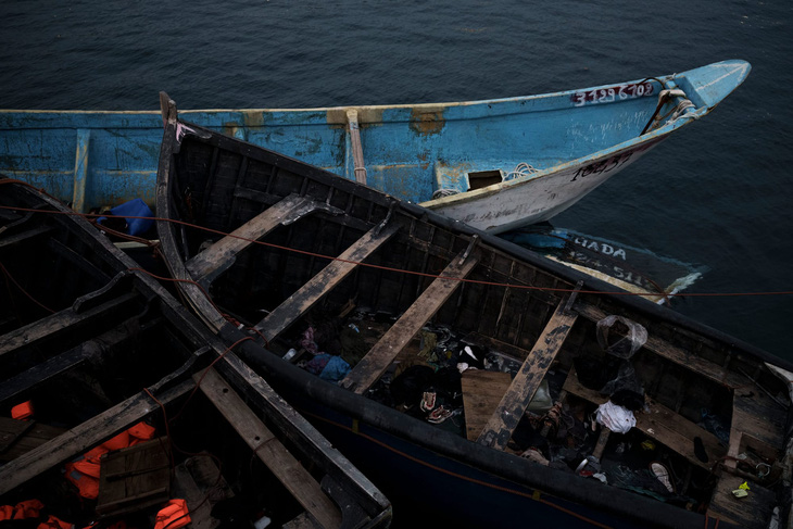 Số phận những con thuyền chở xác người nhập cư châu Phi - Ảnh 6.