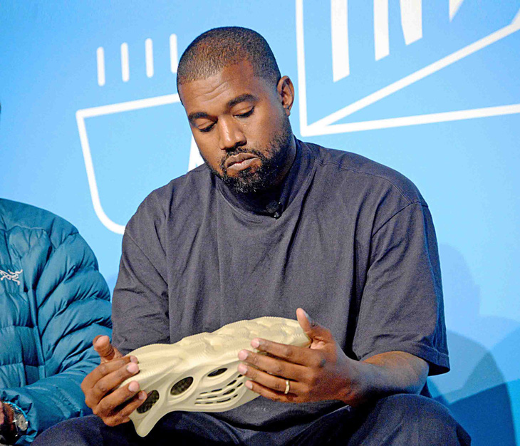Adidas đã chấm dứt hợp tác với Kanye West do thái độ bài Do Thái của rapper này - Ảnh: Getty Images