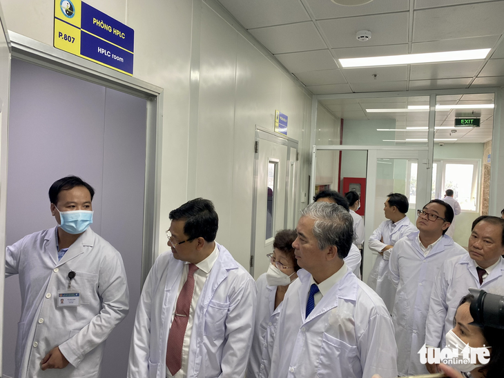 Việt Nam có bệnh viện y học cổ truyền đầu tiên đạt chuẩn GMP-WHO - Ảnh 1.