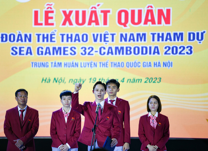 Đoàn thể thao Việt Nam lên đường dự SEA Games 32 - Ảnh 4.