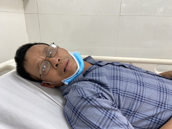 Nạn nhân vụ tai nạn xe khách ở Gia Lai: Xe lao vào đuôi xe ben, lao tiếp vào quán cà phê - Ảnh 2.