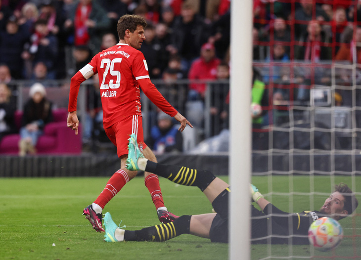 Tuchel ra mắt hoàn hảo với Bayern, hạ đẹp Dortmund - Ảnh 3.