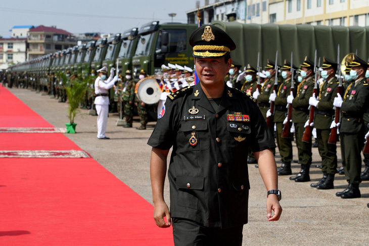 Con trai ông Hun Sen được thăng cấp tướng 4 sao - Ảnh 1.