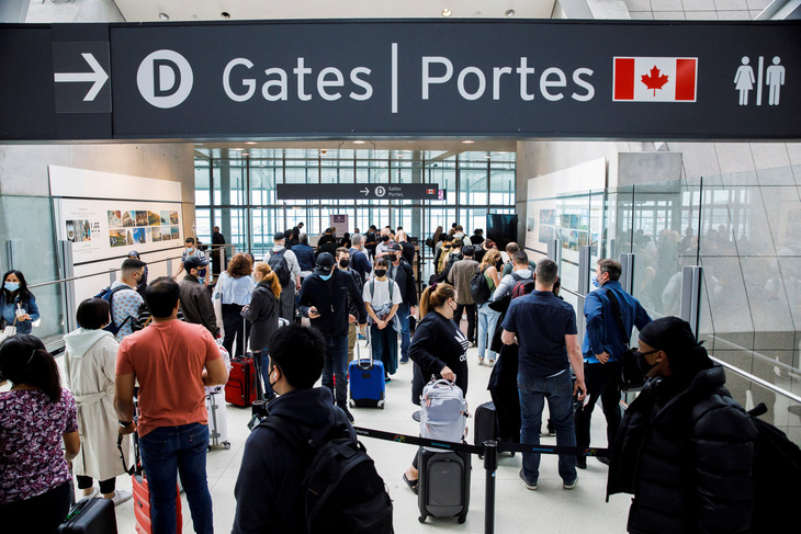 Kiện hàng 14 triệu USD bị ăn cắp ngay trong sân bay Canada - Ảnh 1.