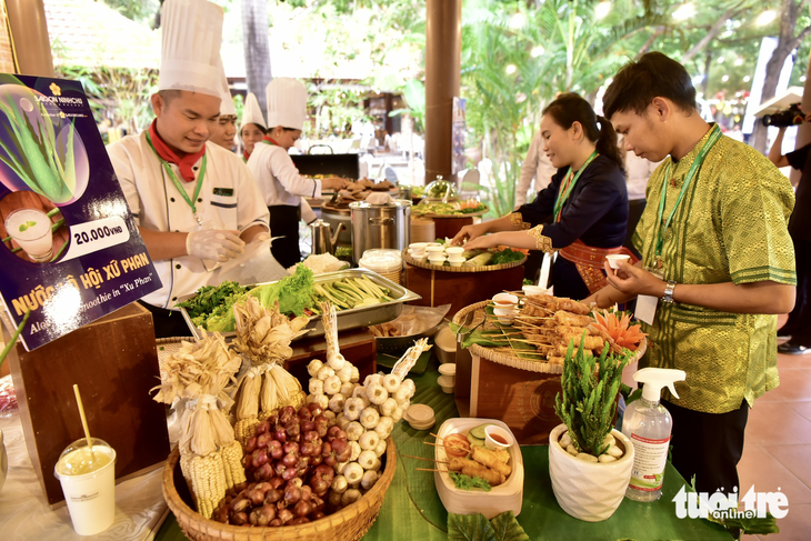 Để phù hợp ẩm thực của người miền Nam, các món ăn được điều chỉnh để đảm bảo khẩu vị và giá trị dinh dưỡng - Ảnh: T.T.D.