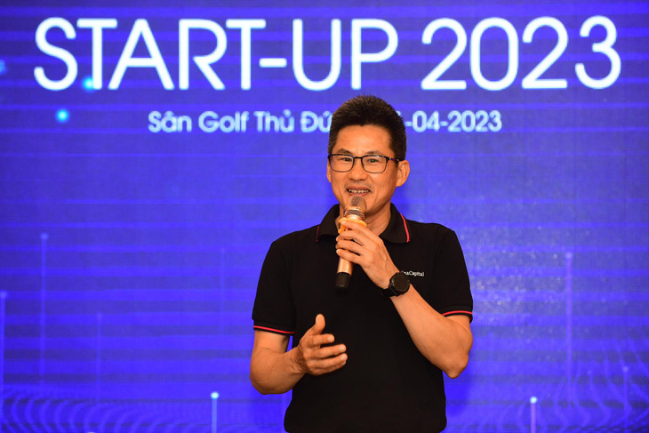 Ông Hoàng Đức Trung, giám đốc VinaCapital Ventures chia sẻ với các bạn start-up trẻ = Ảnh: Diệu Quí