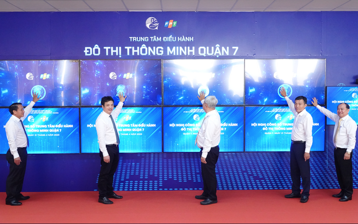 Quận 7 có trung tâm điều hành đô thị thông minh - Ảnh 1.