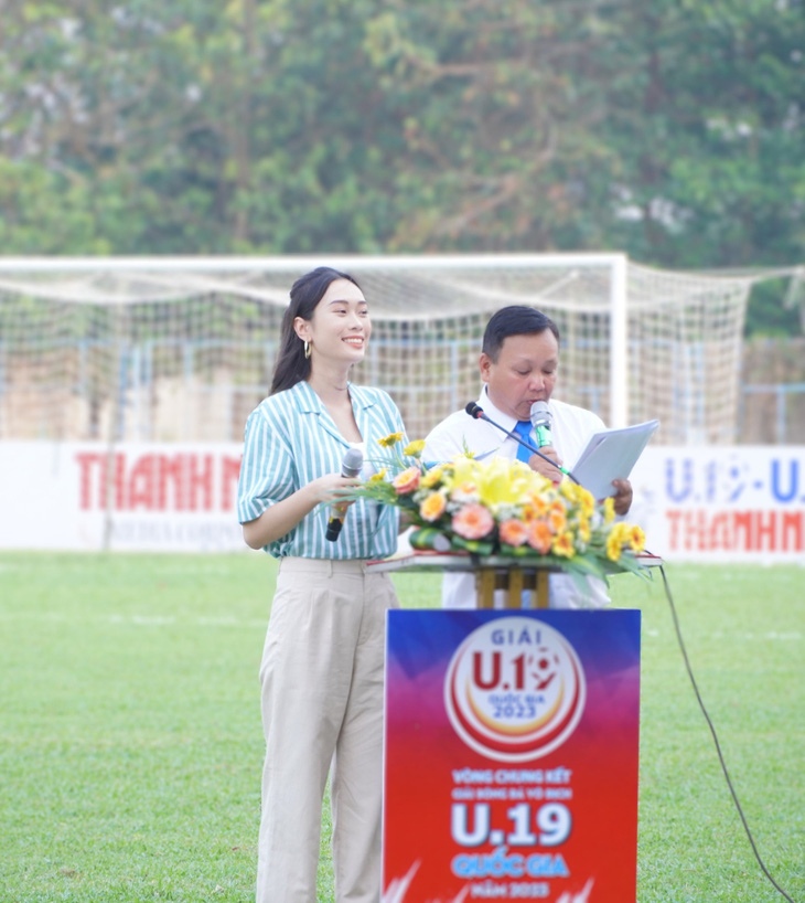 Hoa hậu Ban Mai duyên dáng làm MC sự kiện thể thao - Ảnh 5.