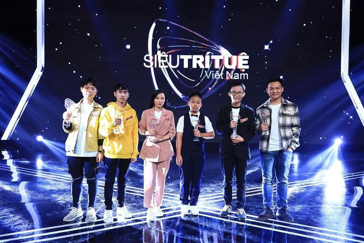 Chương trình Siêu Trí Tuệ Việt Nam đã giúp cho DatVietVAC được khán giả yêu mến và vinh danh ở nhiều hạng mục