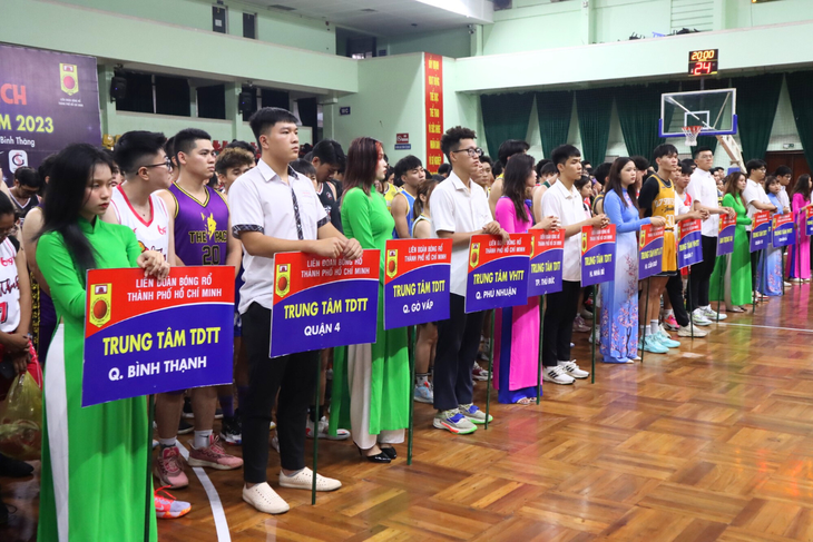 ‘Nam vương’ Thái Lan Kevin Dasom gây sốt giải bóng rổ TP.HCM - Ảnh 1.