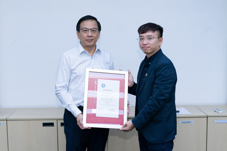 Công ty Nhựa Duy Tân nhận chứng chỉ ISCC Plus tháng 11-2022