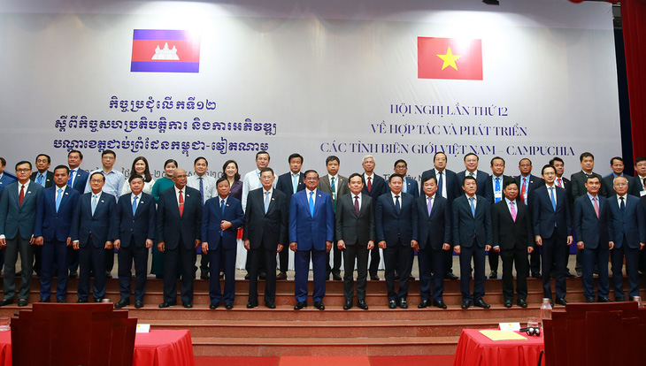 Việt Nam - Campuchia cam kết không cho lực lượng nào dùng lãnh thổ nước này đe dọa nước kia - Ảnh 2.
