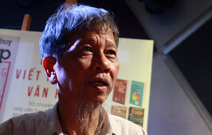 Nhà văn Nguyễn Huy Thiệp nhận duy nhất một giải thưởng dành cho tập tiểu luận Giăng lưới bắt chim khi ông còn sống - Ảnh: HIỀN ĐỖ