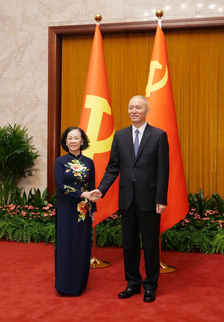 Thường trực Ban Bí thư Trương Thị Mai gặp Tổng bí thư Trung Quốc Tập Cận Bình - Ảnh 3.