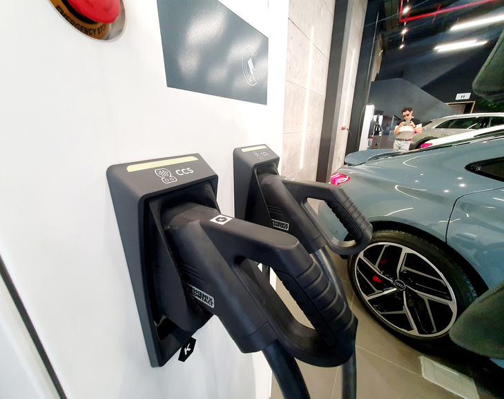 Giá ô tô điện BMW, Audi 5 - 7 tỉ đồng/chiếc - Ảnh 3.