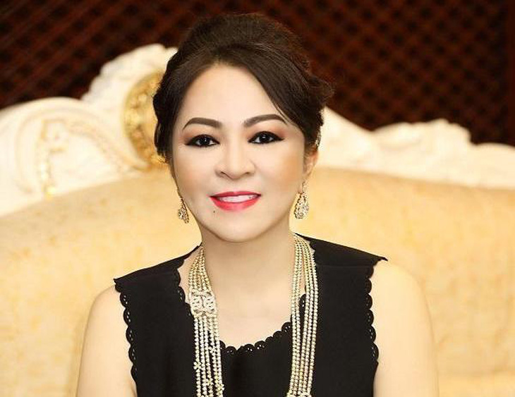 Bà Nguyễn Phương Hằng 