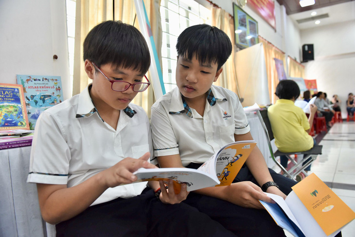 UBND TP.HCM yêu cầu ngành giáo dục, thông tin - truyền thông tăng cường tổ chức các hoạt động lan tỏa và phát triển văn hóa đọc trong nhà trường