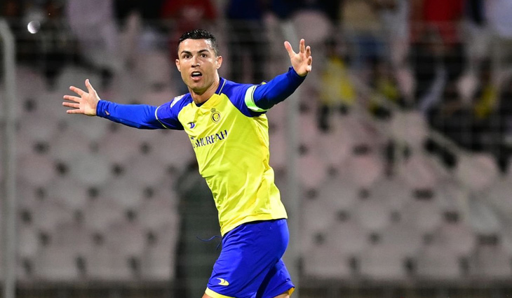 Ở tuổi 38, Ronaldo vẫn được trọng dụng ở tuyển Bồ Đào Nha - Ảnh: Getty Images