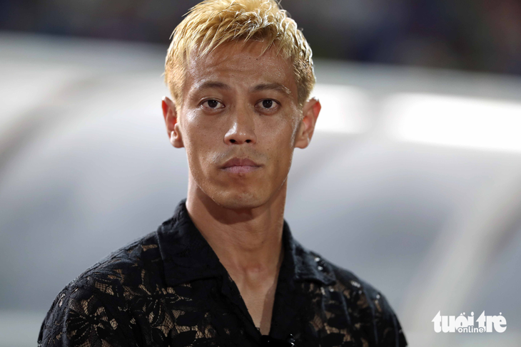 Cảm xúc của HLV Keisuke Honda khi U22 Campuchia thắng đậm Timor Leste - Ảnh 1.