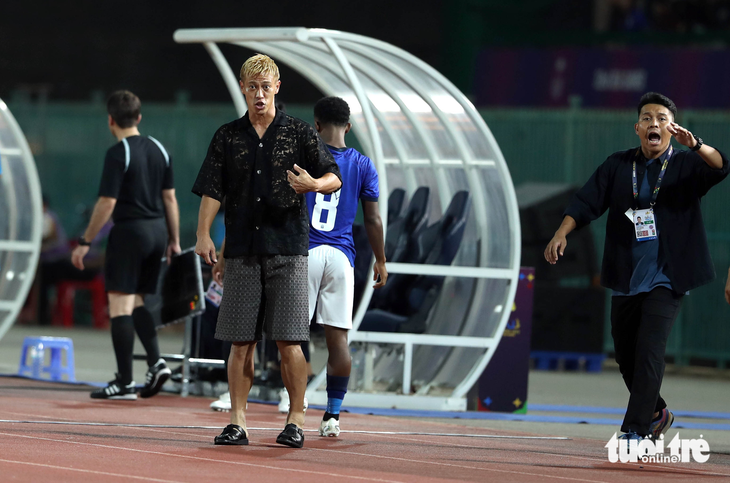 Cảm xúc của HLV Keisuke Honda khi U22 Campuchia thắng đậm Timor Leste - Ảnh 7.