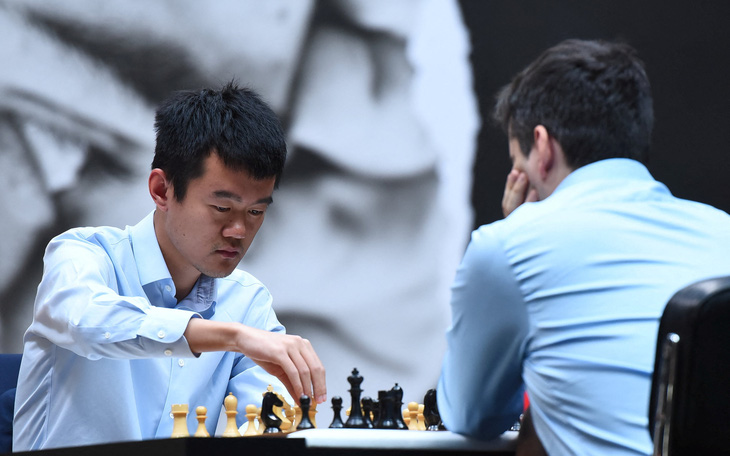 Trung Quốc lần đầu tiên có nhà vô địch cờ vua thế giới
