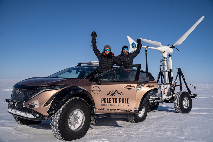 Xe điện Nissan Ariya đi vòng quanh thế giới từ Bắc Cực tới Nam Cực: Hành trình khắc nghiệt - Ảnh 1.