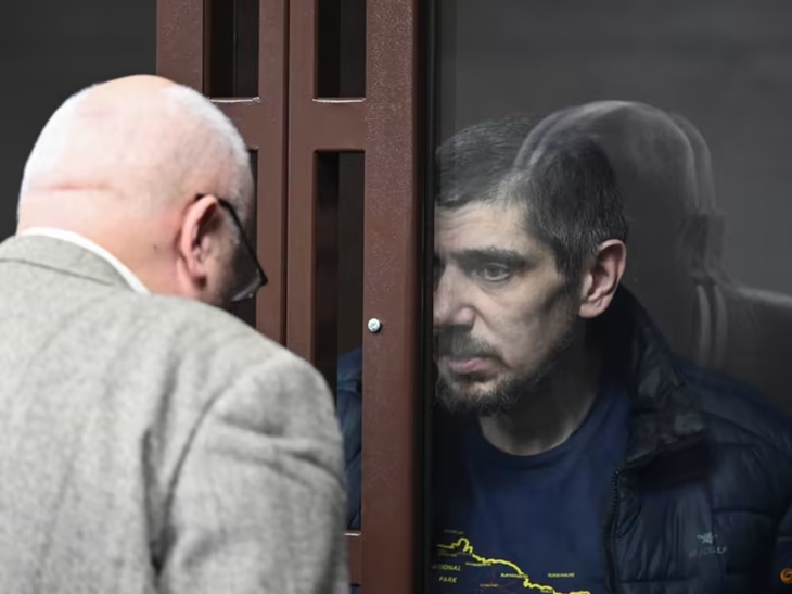 Binh sĩ Ukraine nhận một phần tội ác chiến tranh tại tòa Nga - Ảnh 1.