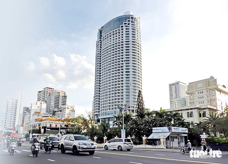 Dự án cao ốc Panorama tại TP Nha Trang, có 1.097 căn hộ du lịch, hầu hết đã bán nhưng chưa làm được giấy tờ sở hữu cho người mua - Ảnh: PHAN SÔNG NGÂN
