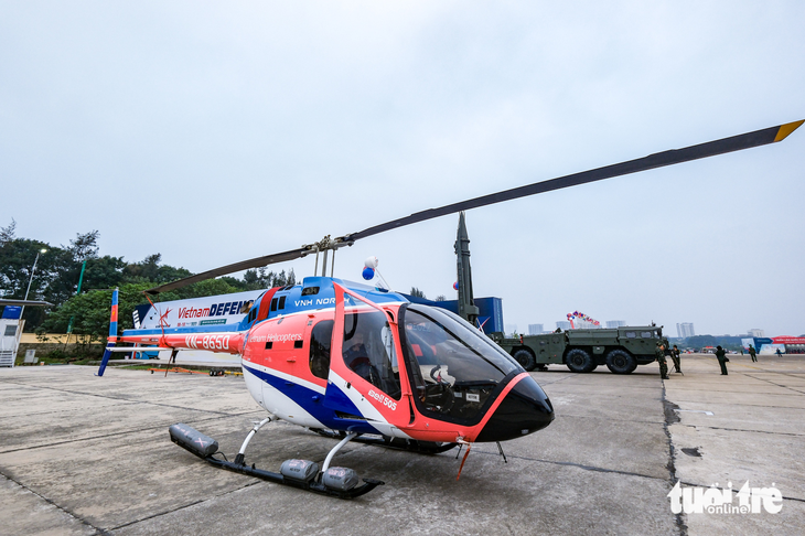 Rơi máy bay trực thăng chở khách ngắm vịnh Hạ Long, 5 người gặp nạn - 2