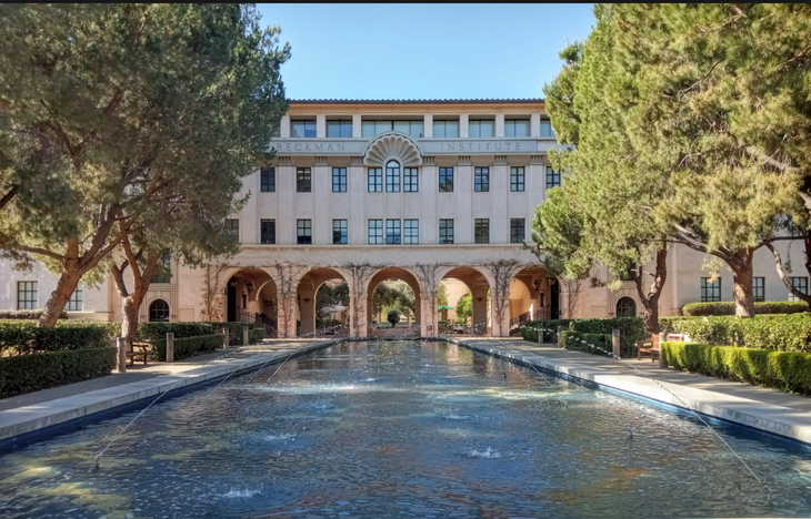 Khuôn viên Viện Công nghệ California (Caltech) - Ảnh: TRANSITING LOS ANGELES
