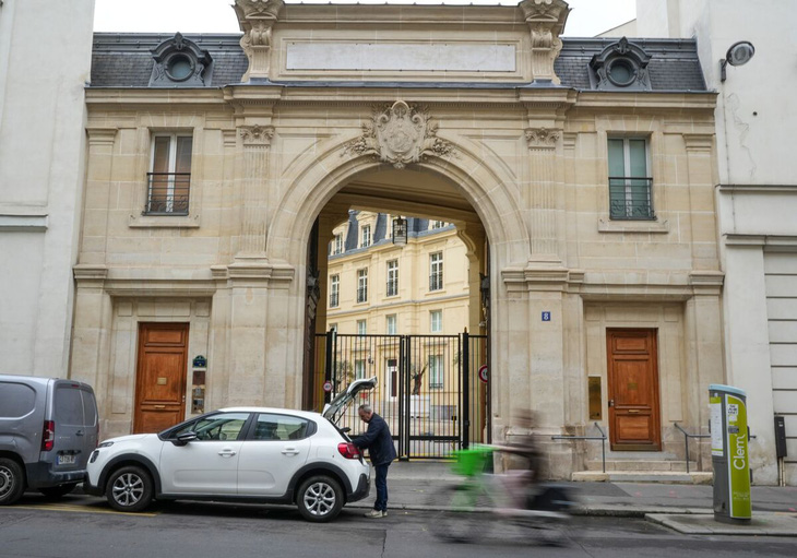 Trụ sở chi nhánh Google tại Paris. Chi nhánh này đang trong quá trình cắt giảm nhân sự bằng cách thuyết phục nhân viên tự nguyện xin nghỉ - Ảnh: BLOOMBERG