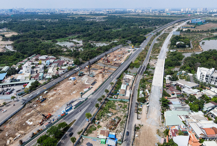 Tin tức sáng 9-5: Đề xuất số định danh cá nhân là mã số thuế cá nhân - Ảnh 2.