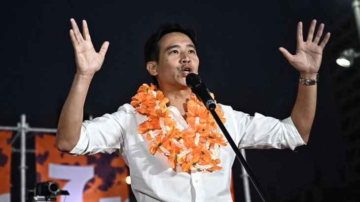 Ông Pita Limjaroenrat tại một cuộc vận động tranh cử ở thủ đô Bangkok - Ảnh: AFP