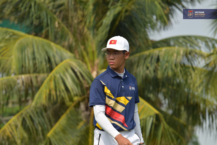 ận động viên Lê Khánh Hưng lần đầu tiên mang về một tấm huy chương vàng ở môn thể thao Golf tại một kỳ SEA Games - ẢNH: VGA